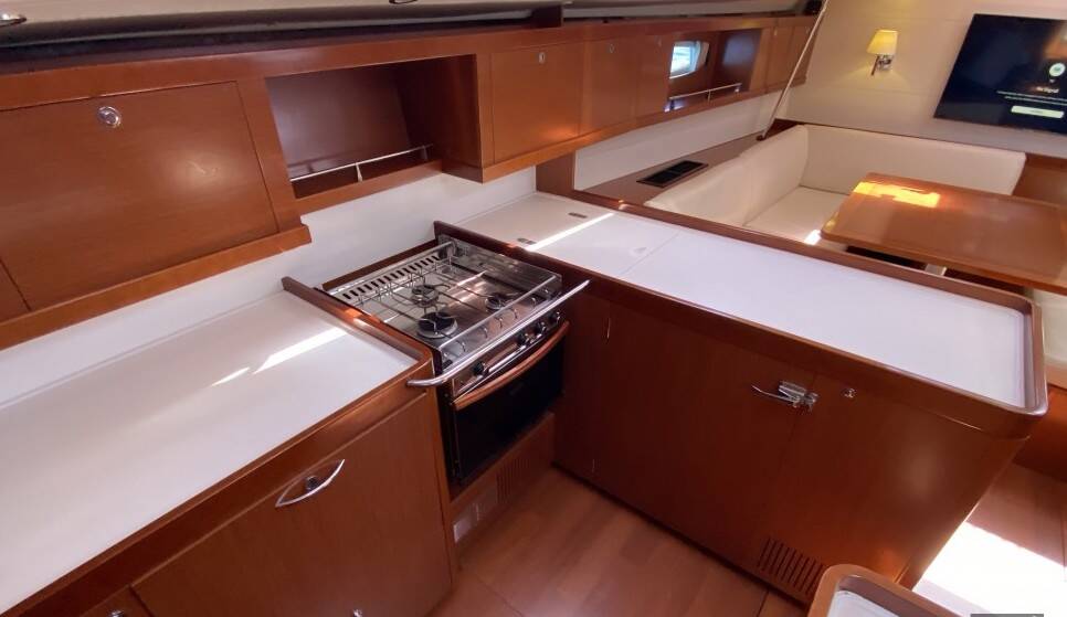 Beneteau Oceanis 54 Thidawaree