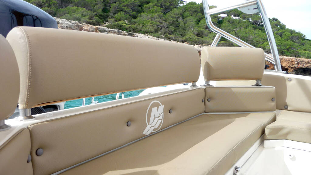 Blackfin Elegance 8 Blanca