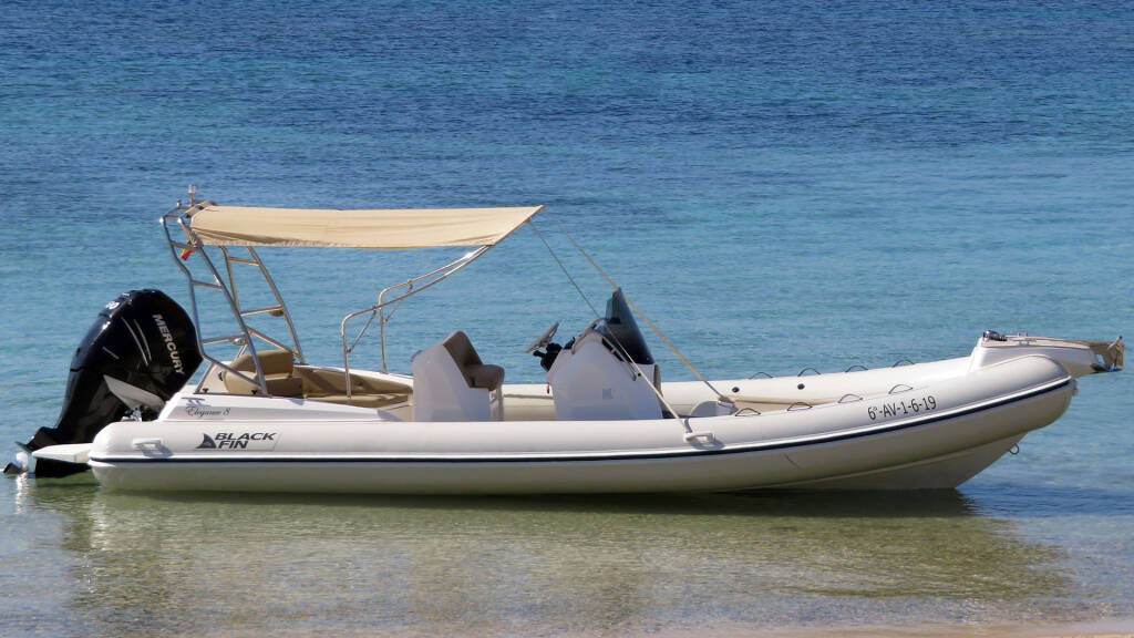 Blackfin Elegance 8 Blanca