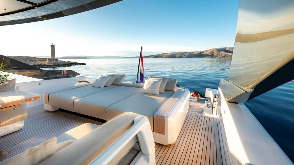 Bluegame BG74 Kimani