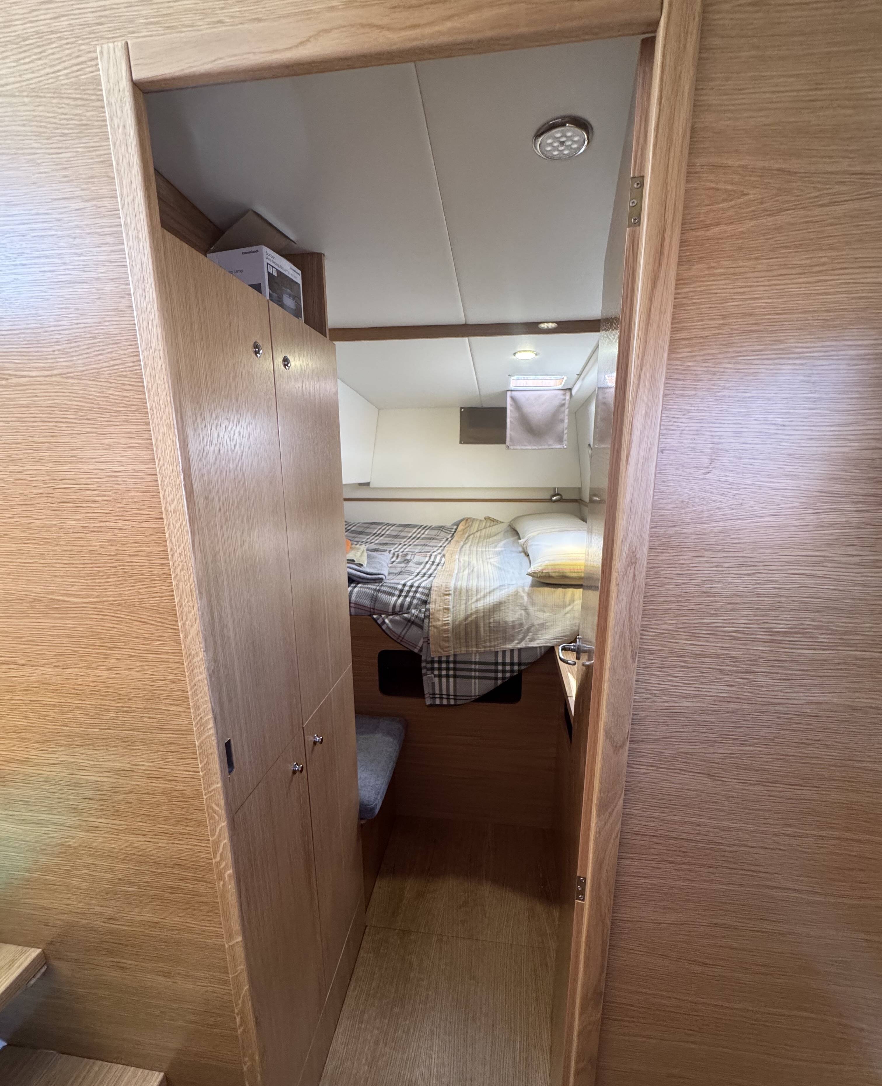 C-CAT 37 Amuni'