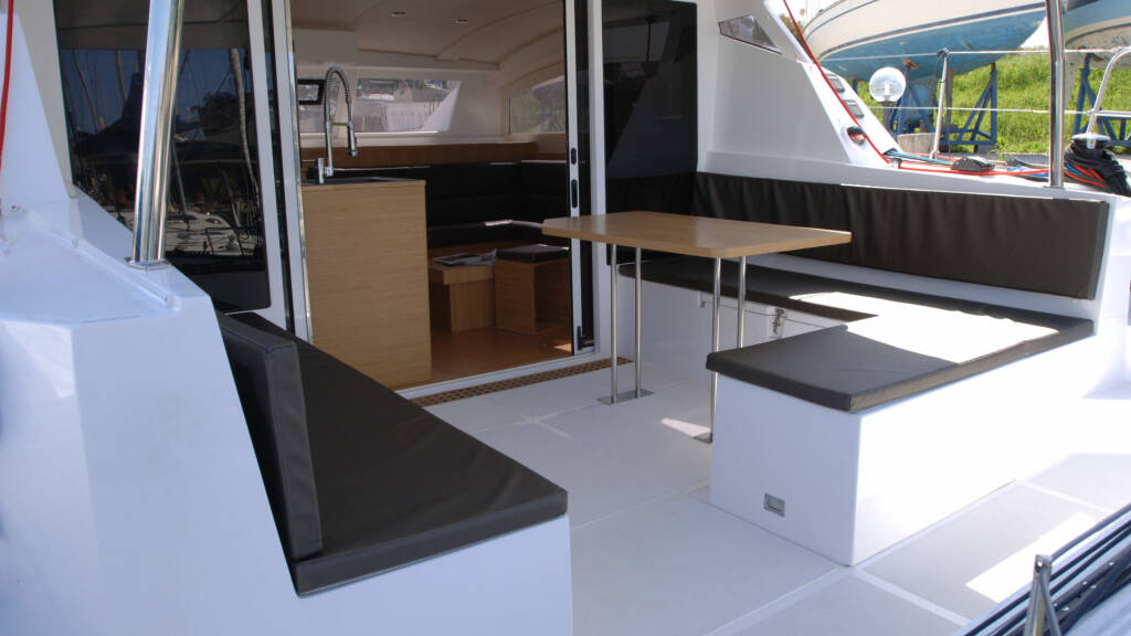 C-CAT 37 Amuni'