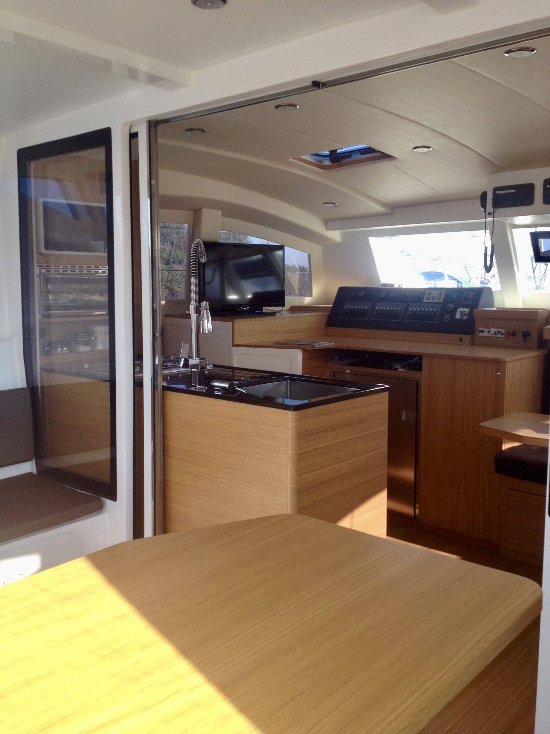 C-CAT 37 Amuni'