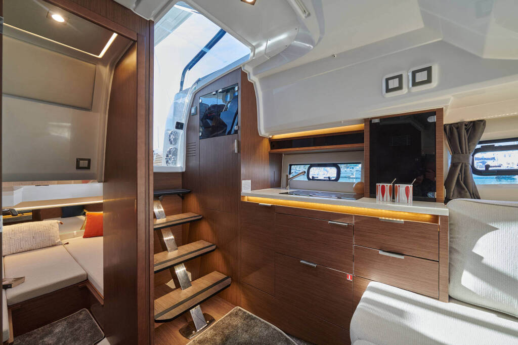 Cap Camarat 10.5 New York New York