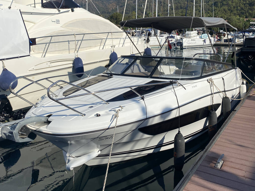 Cap Camarat 7.5 DC Sati