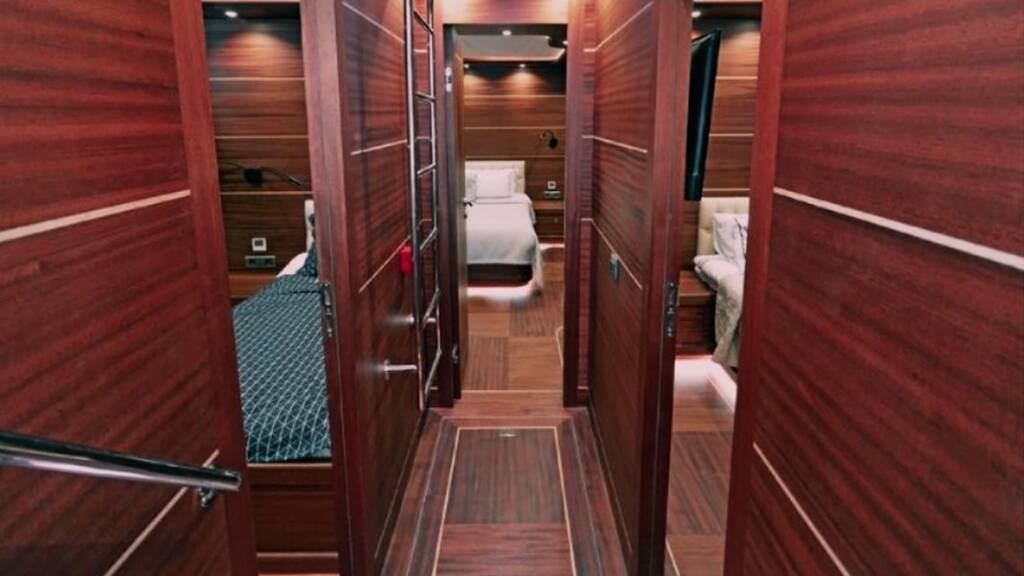 CARPEDIEM CORAL CARPEDIEM CORAL