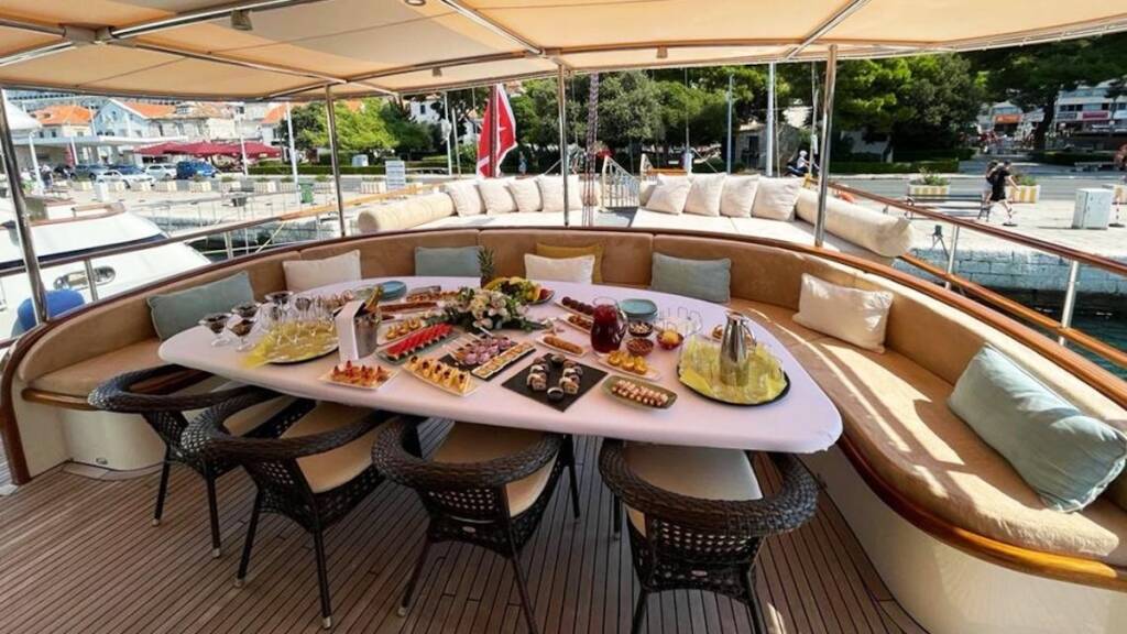 CARPEDIEM CORAL CARPEDIEM CORAL