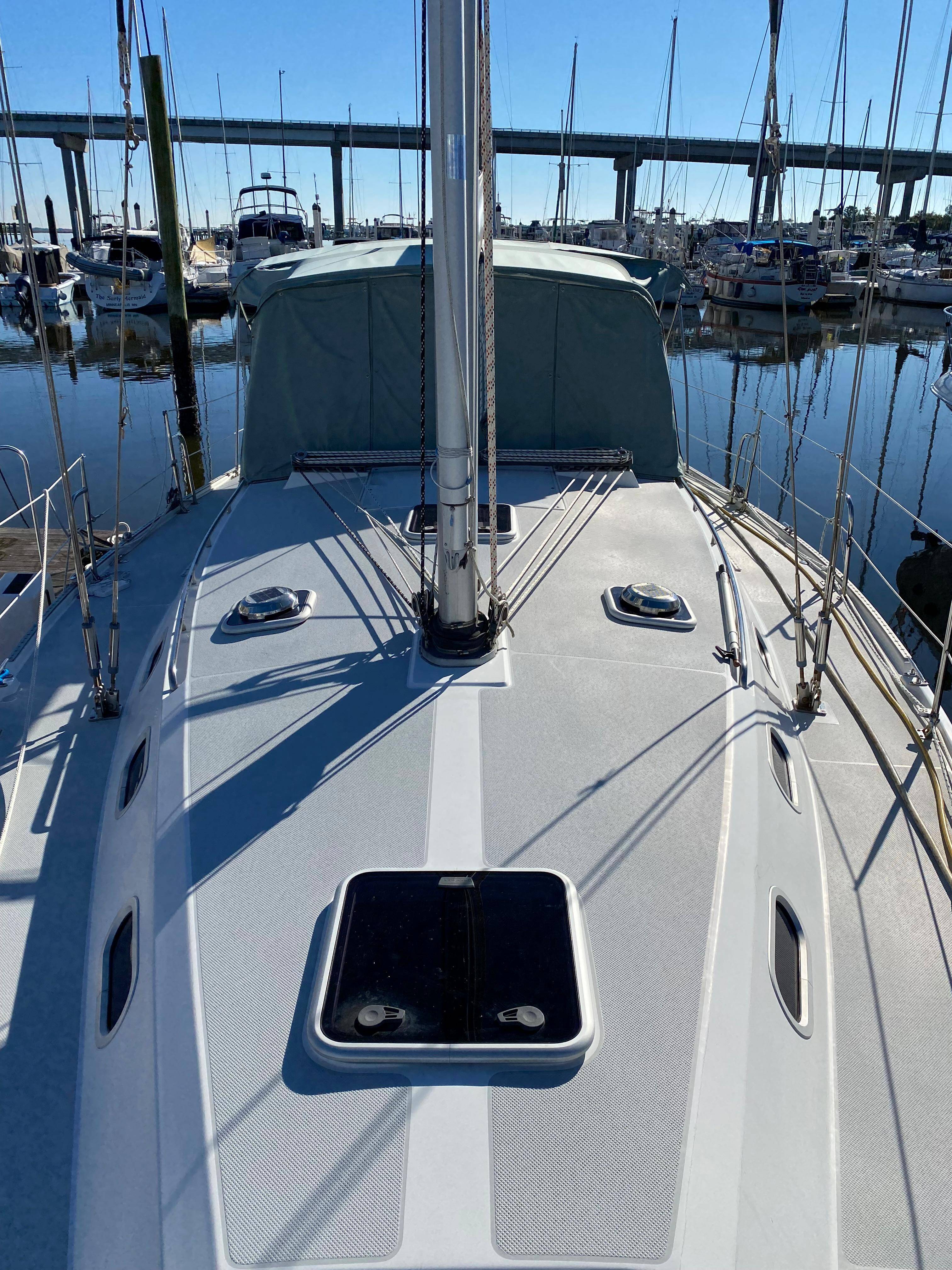 Catalina 42 Totus Tuus