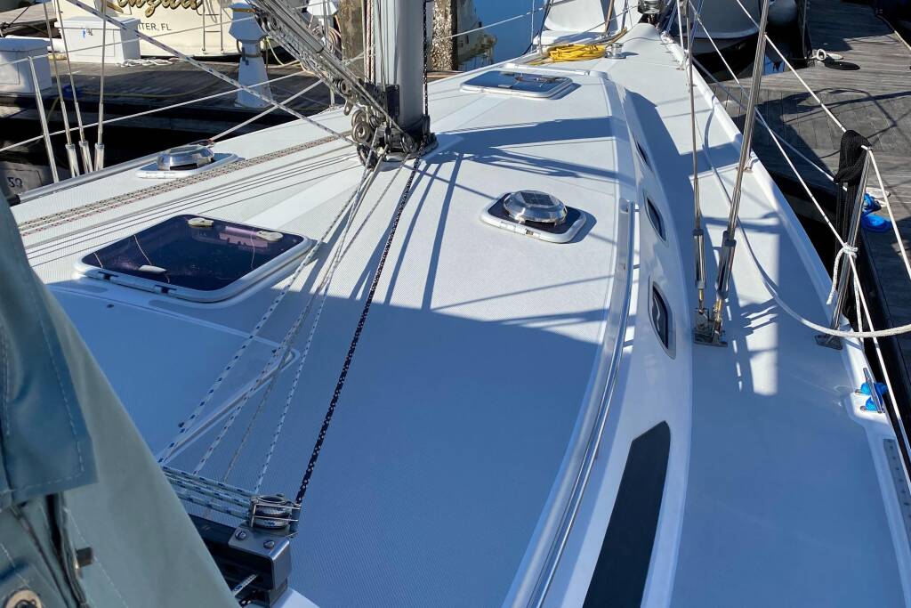 Catalina 42 Totus Tuus