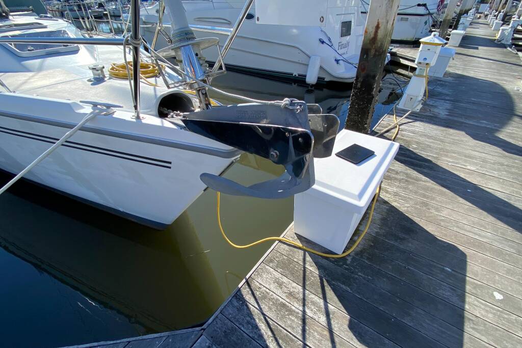 Catalina 42 Totus Tuus
