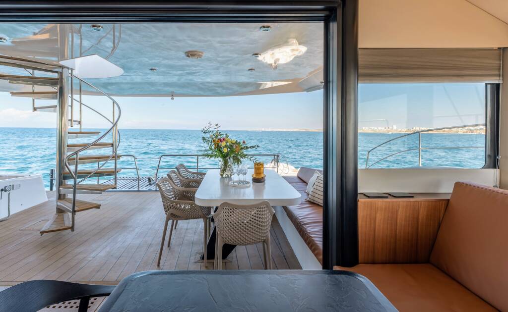 Catamaran J-Yachts HANI I (VAT included - APA 25% not included) 