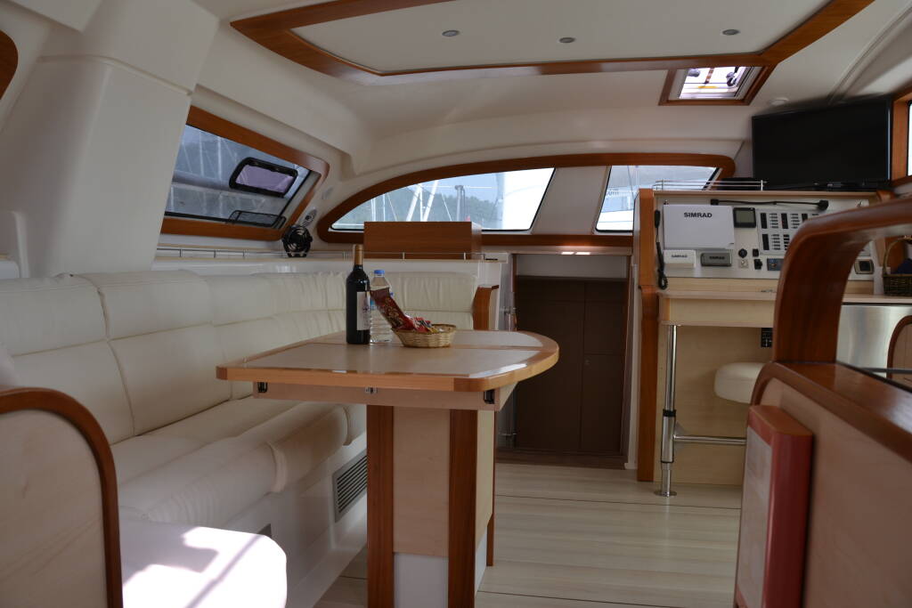 Catana 47 Carbon Xenia II