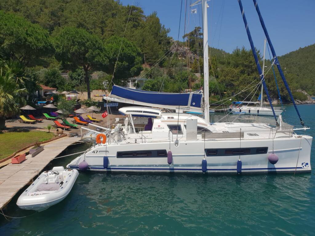 Catana 47 Carbon Xenia II
