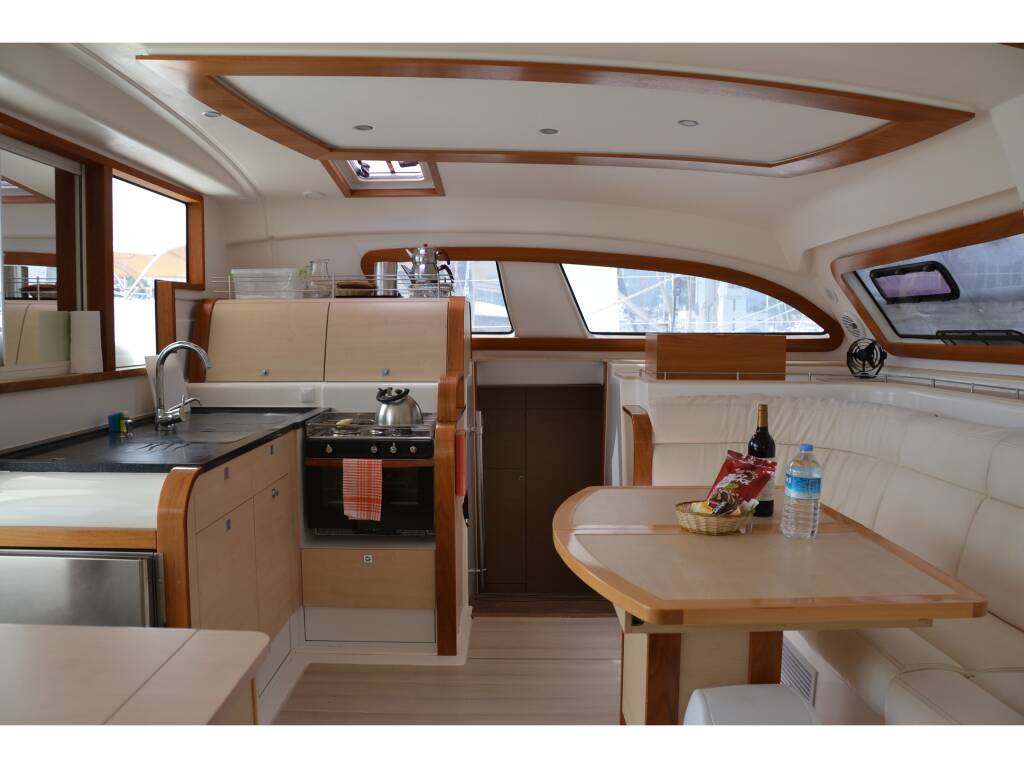 Catana 47 Carbon Xenia II