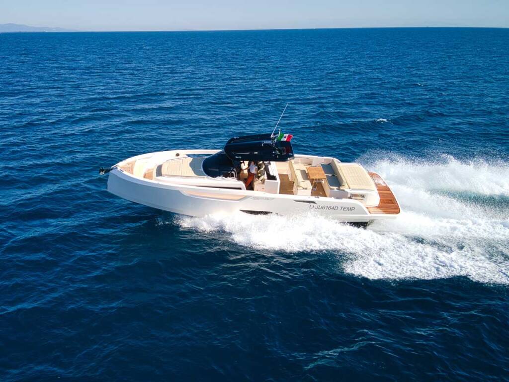 Cayman 380WA Just Icon