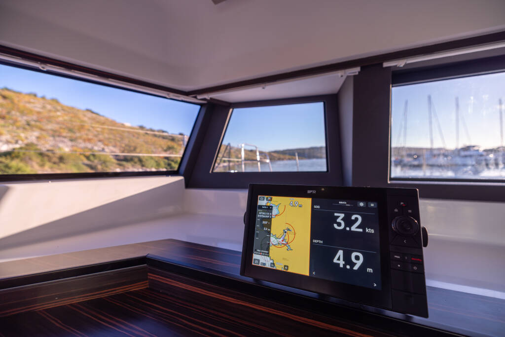 Cervetti 44 Power- Abuzz