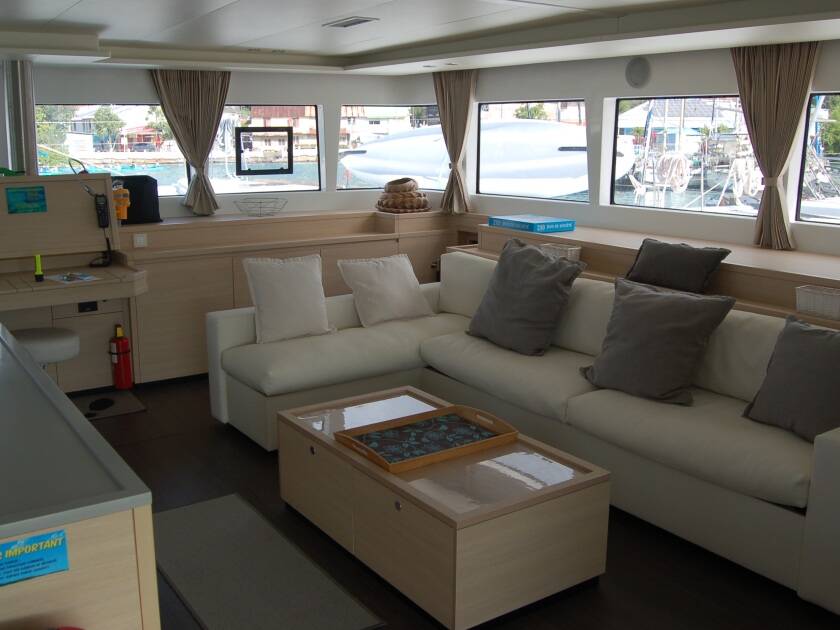 Cocktail Creole Lagoon 620  Cabin M06 (RM)