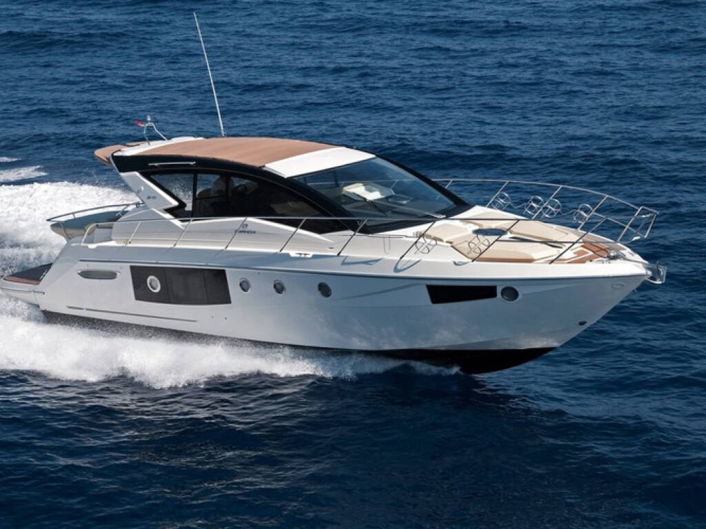 Cranchi M44 HT • Onesta