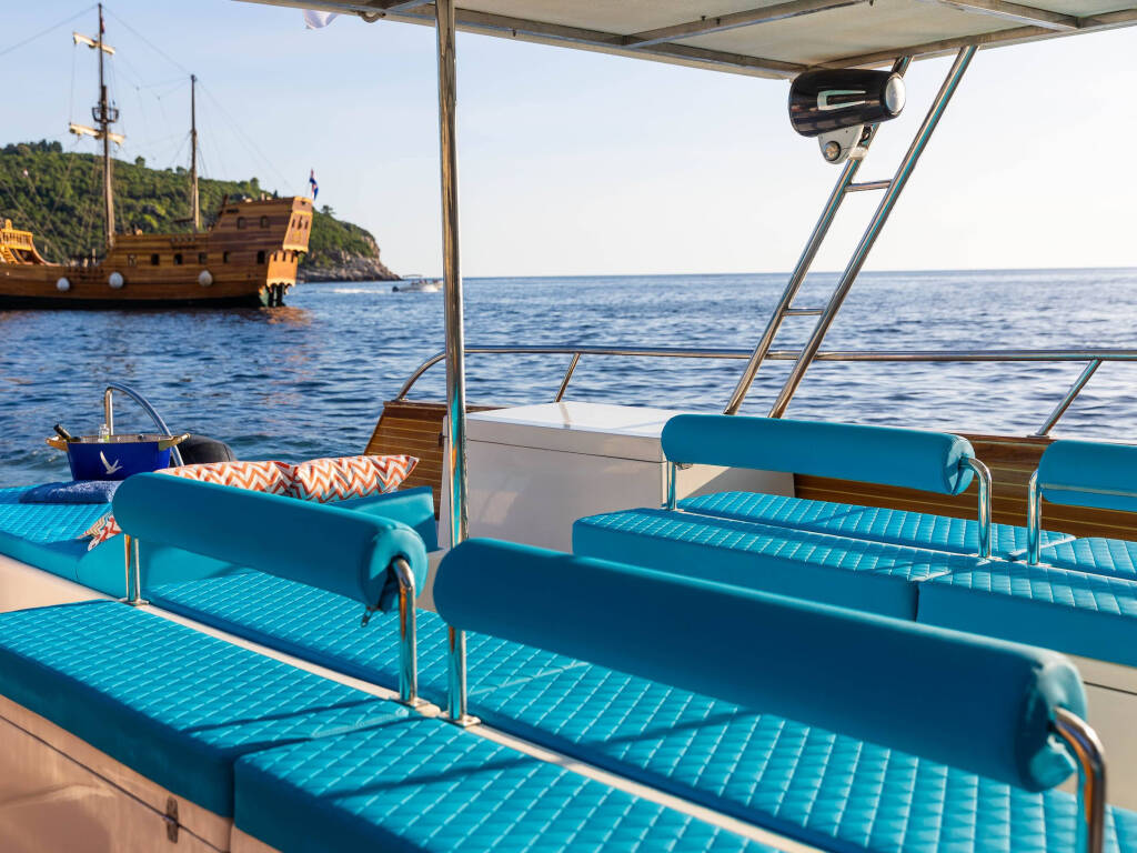 Custom build catamaran Allegra