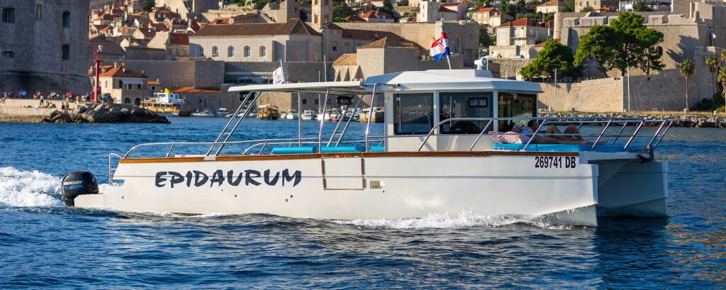 Custom build catamaran Allegra