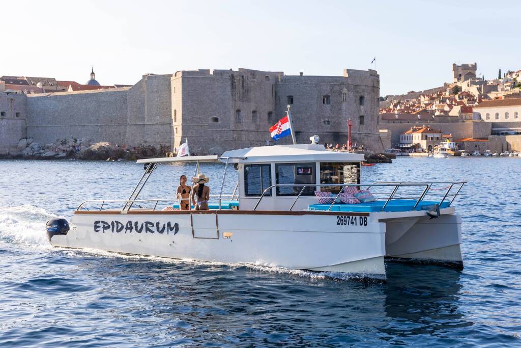 Custom build catamaran Allegra