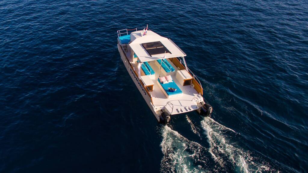 Custom build catamaran Allegra