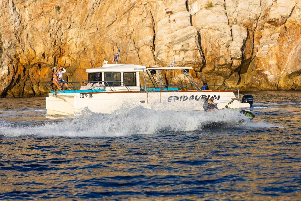 Custom build catamaran Allegra
