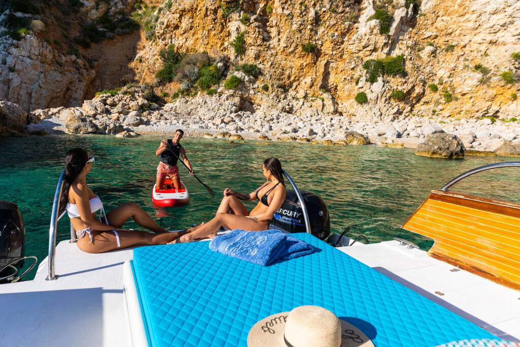 Custom build catamaran Allegra