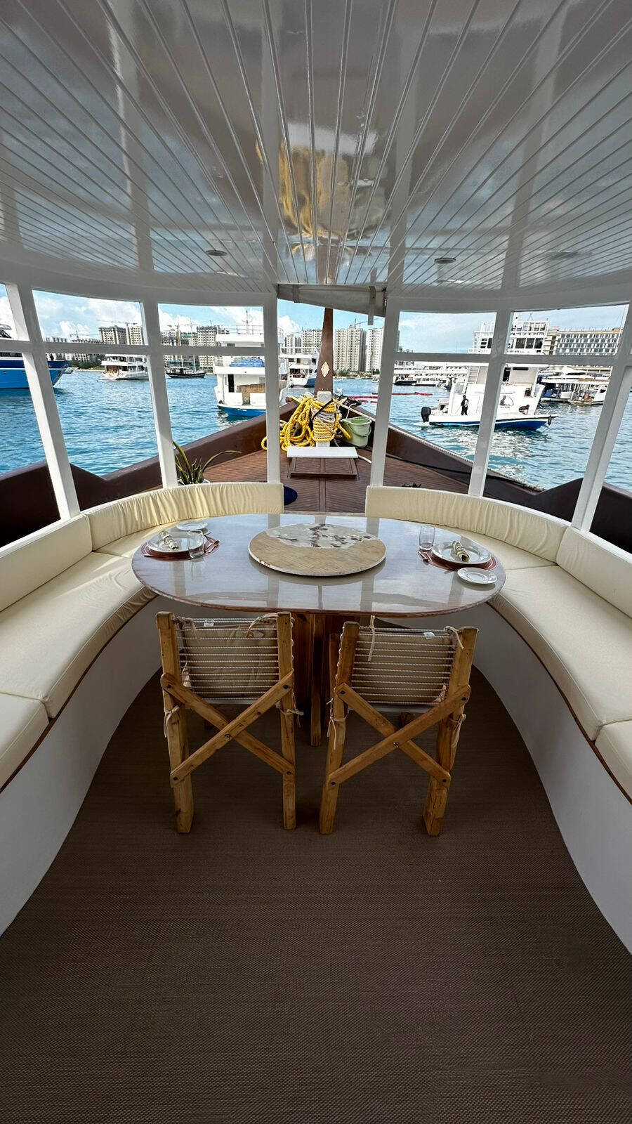 Custom build motoryacht Atoll Villa