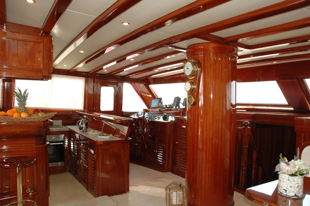 Custom Motor Sailer 124' Matina