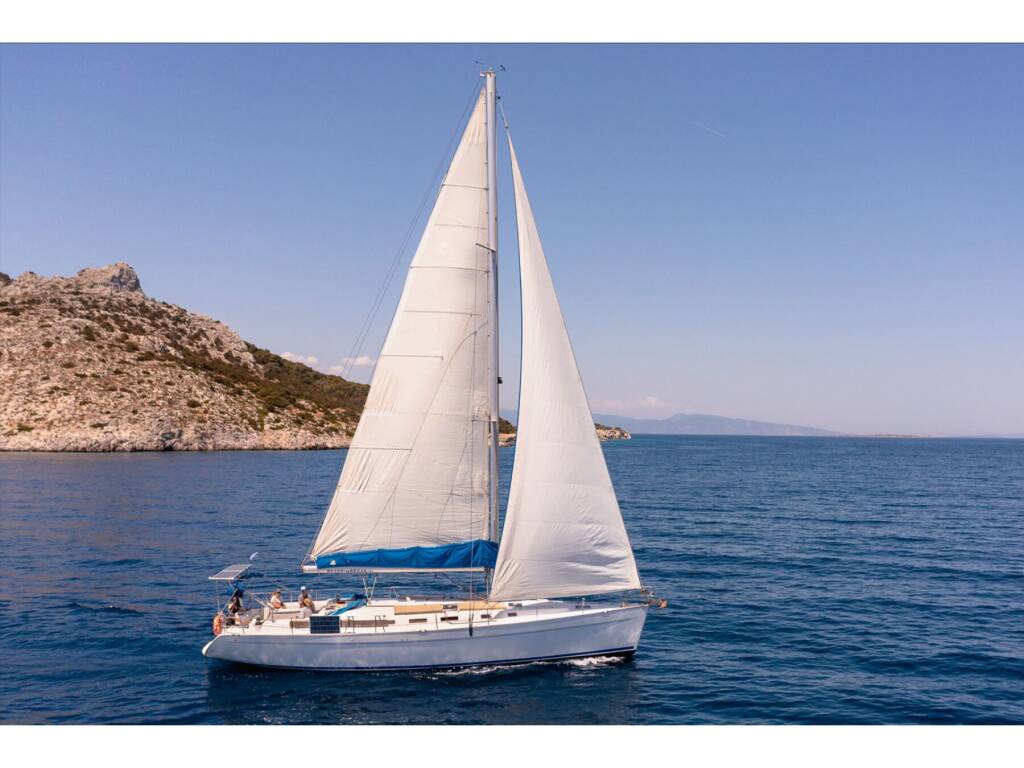 Cyclades 50.5 Zorba Cabin 3