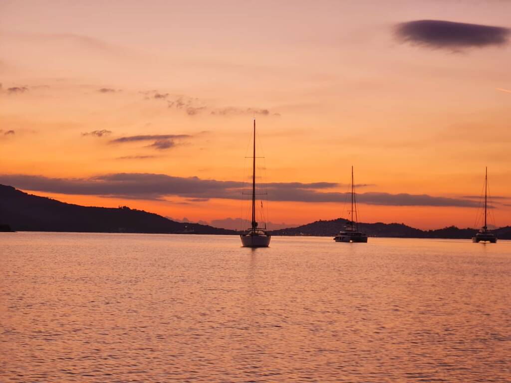 Cyclades 50.5 Zorba Cabin 3