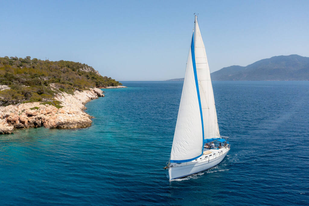 Cyclades 50.5 Zorba Cabin 3