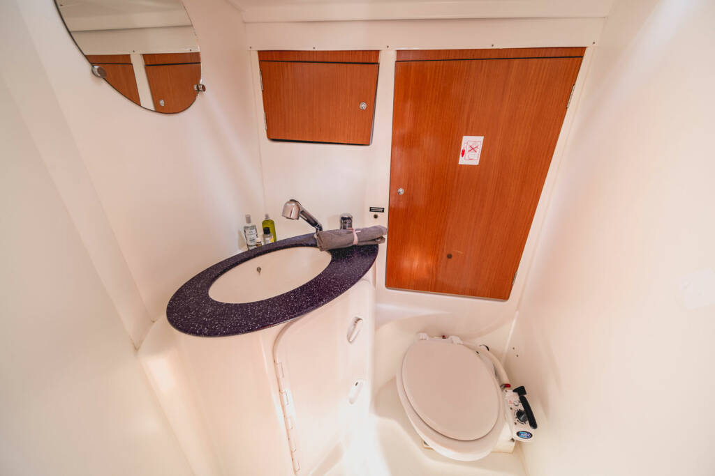 Cyclades 50.5 Zorba Cabin 3
