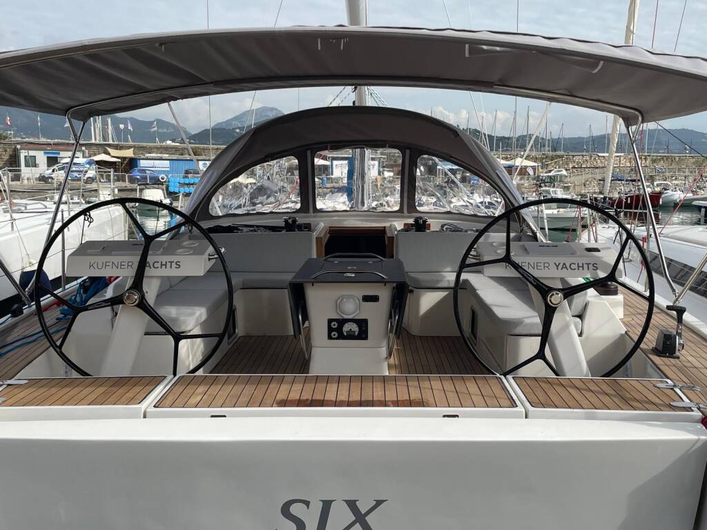 D&D Kufner 54 Exclusive Six on the Sea