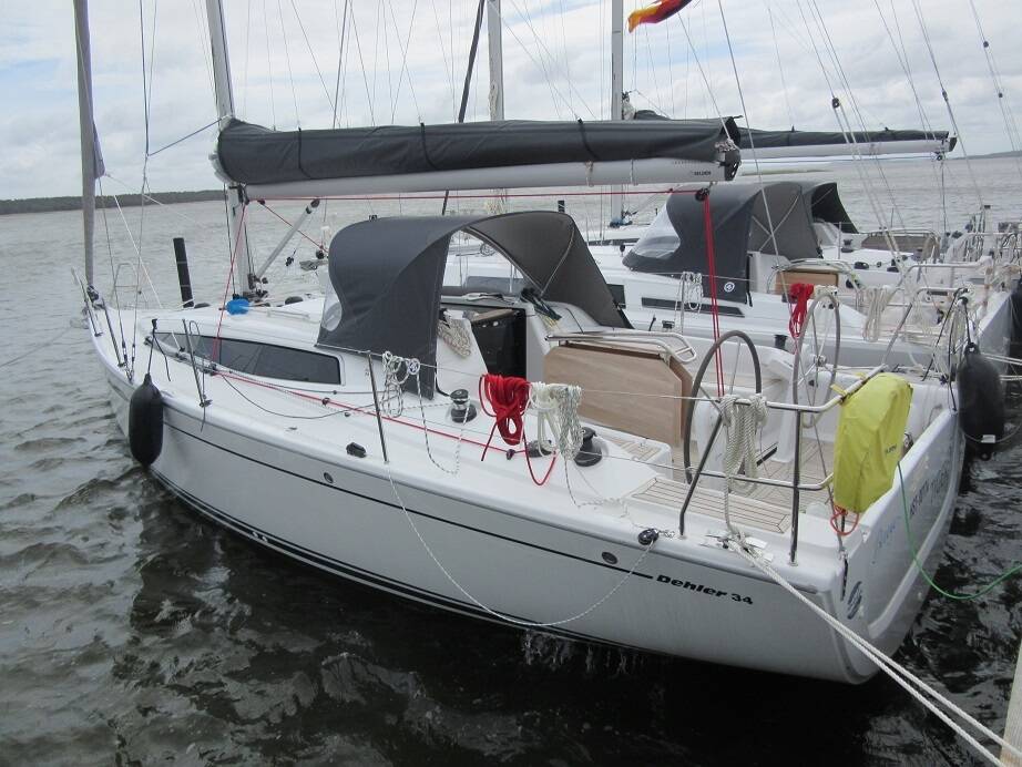 Dehler 34 • Seventeen