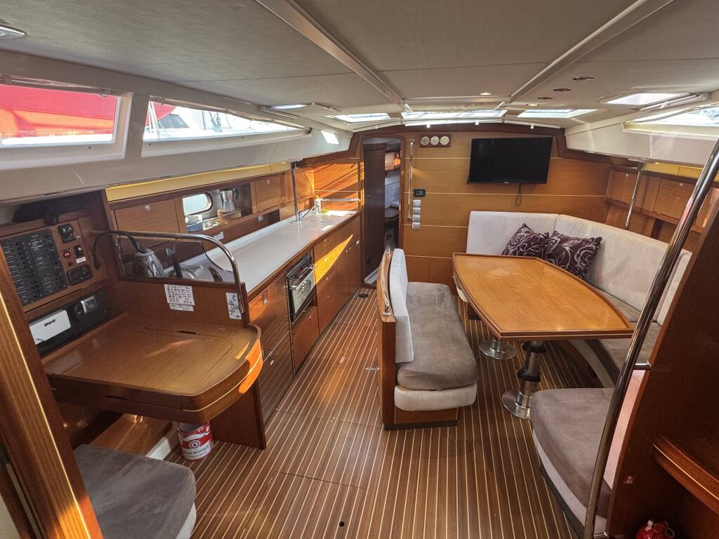 Delphia 47 Team Adventure