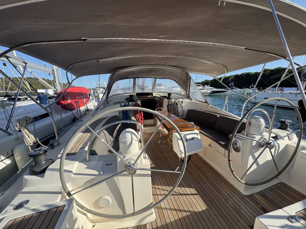 Delphia 47 Team Adventure