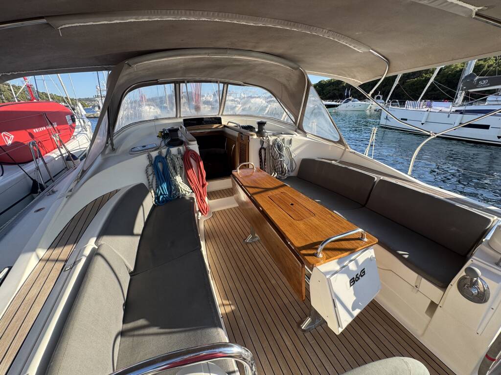 Delphia 47 Team Adventure