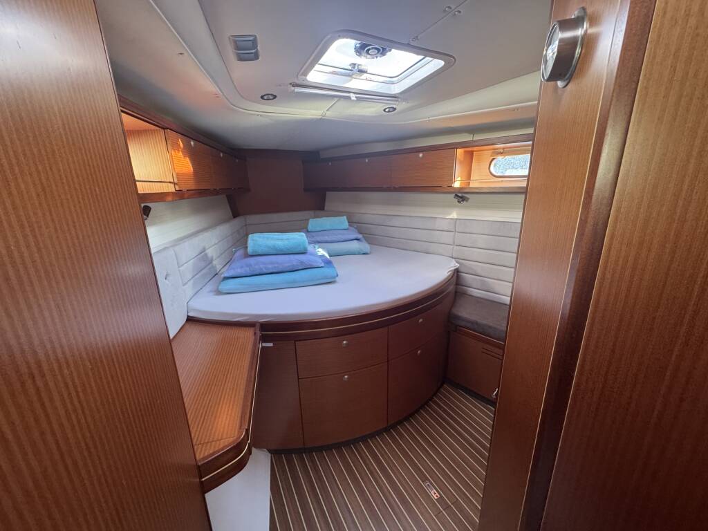 Delphia 47 Team Adventure