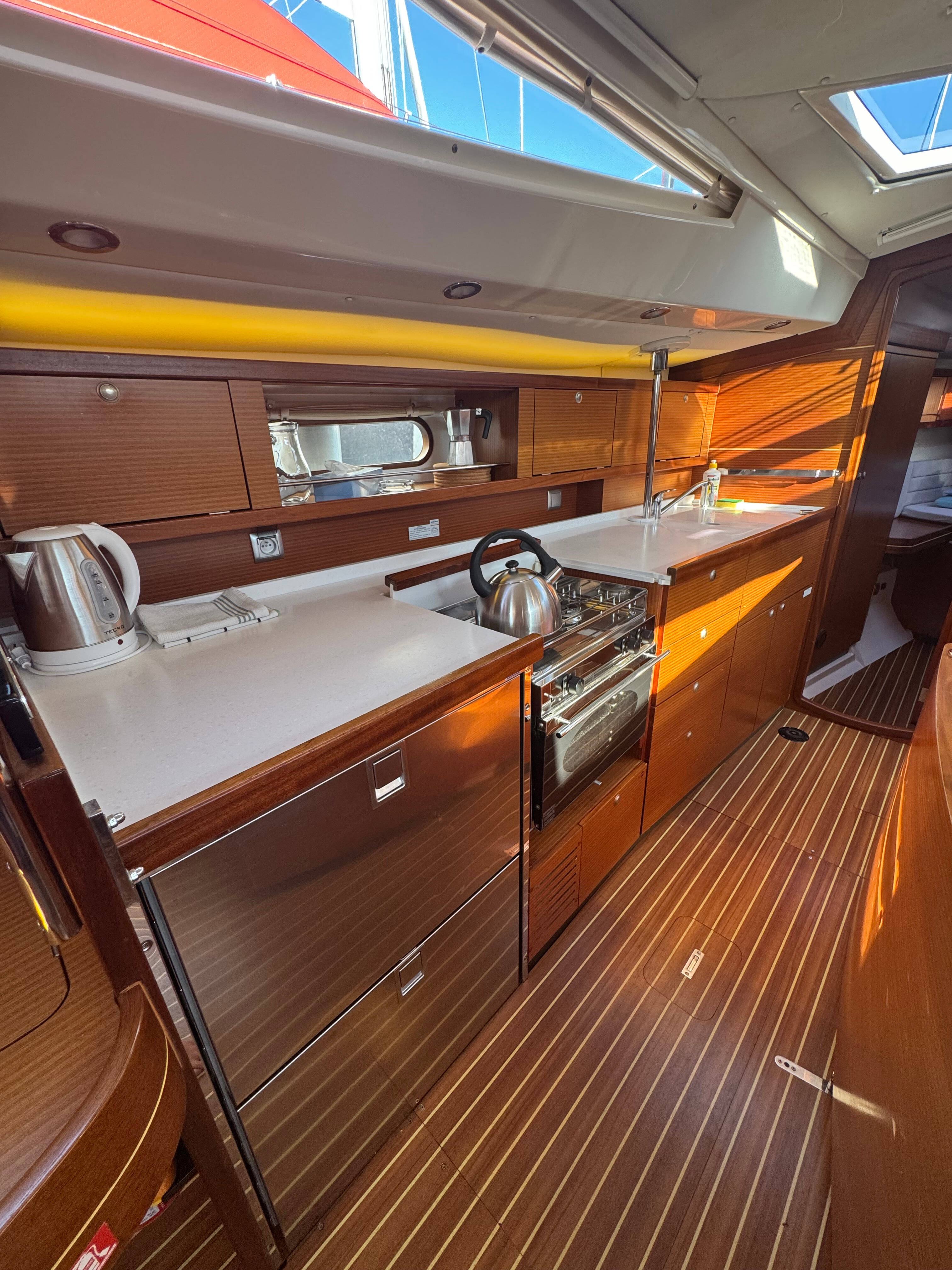 Delphia 47 Team Adventure