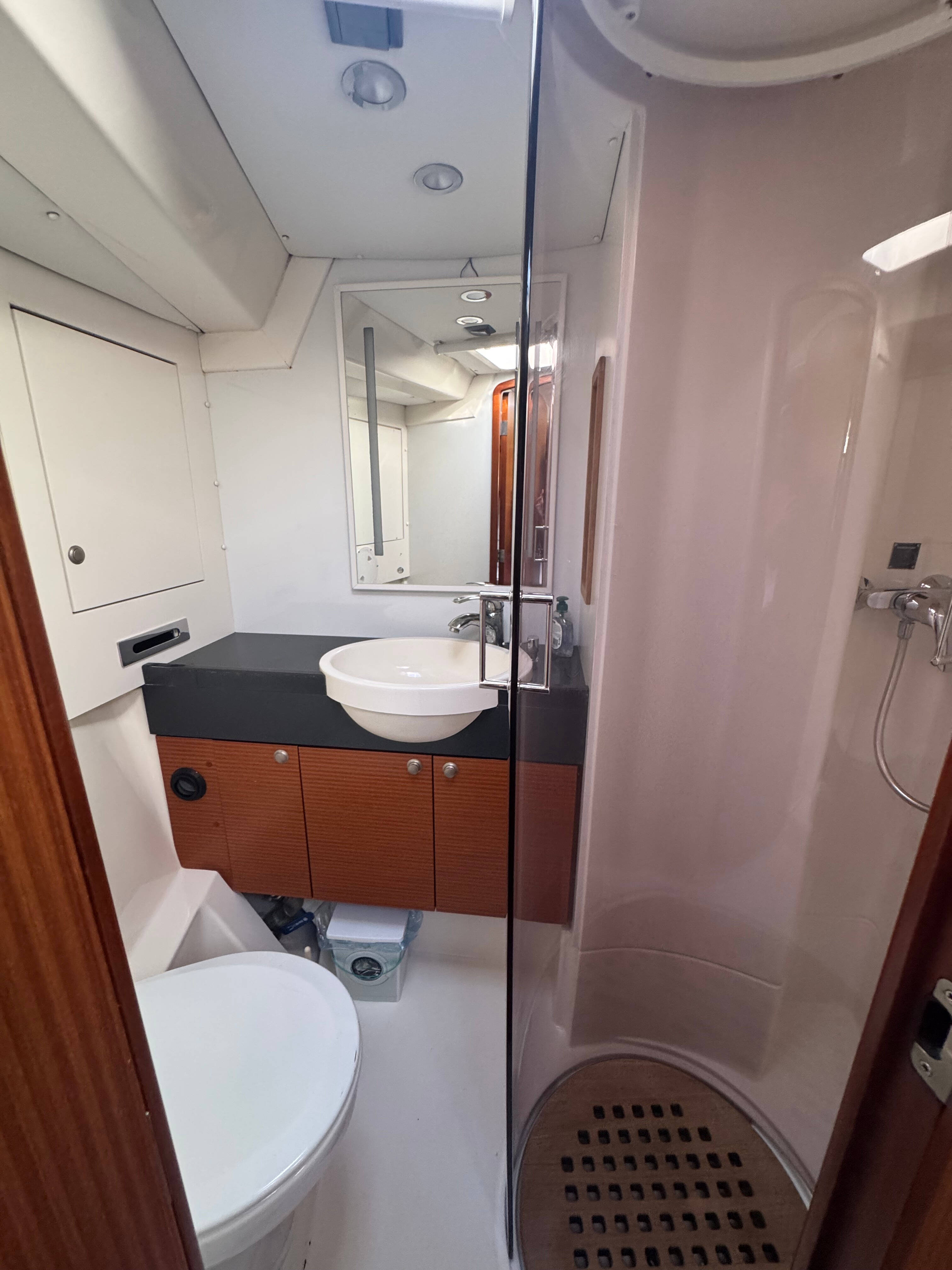 Delphia 47 Team Adventure