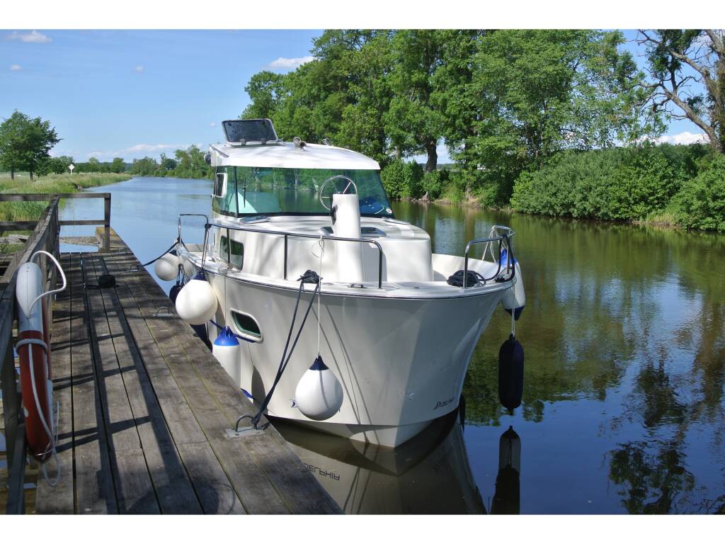 Delphia Escape 800 • Liv