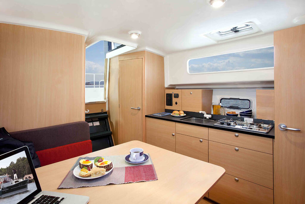 Delphia Escape 800 Liv