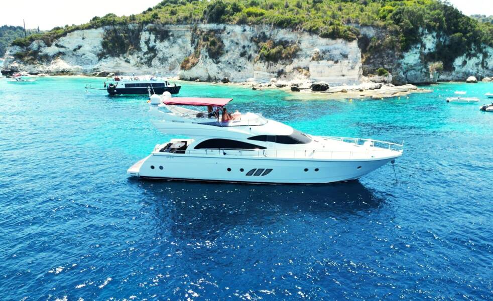 Dominator 62 S • Carmen