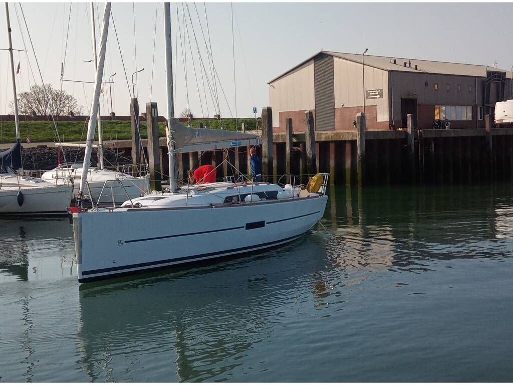 Dufour 310 Grand Large Sisu