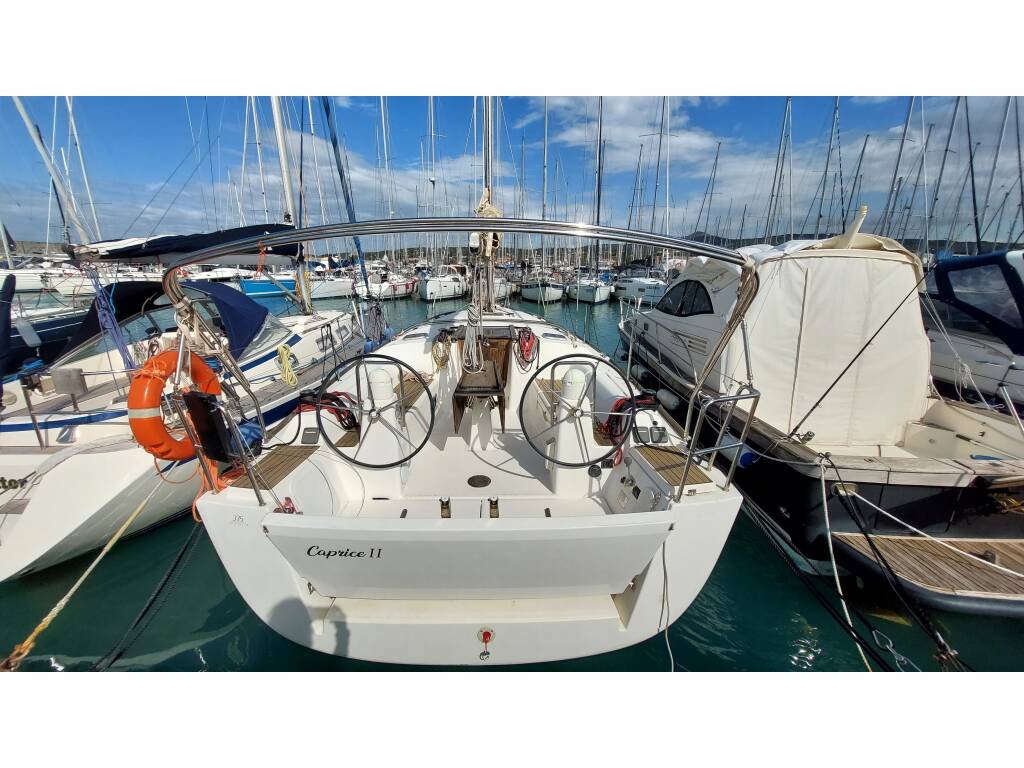 Dufour 335 Grand Large • Caprice 2