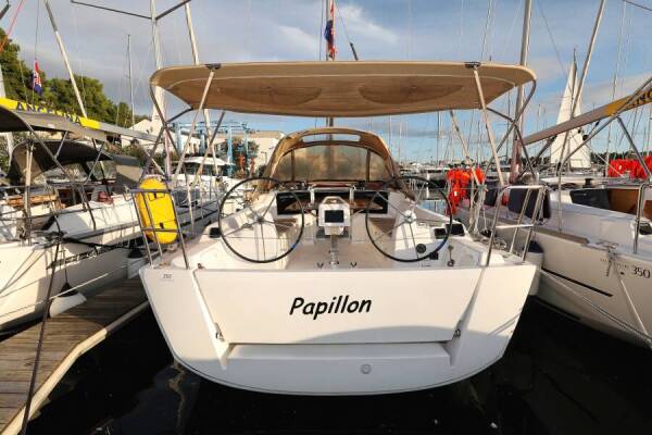 Dufour 350 GL • Papillon