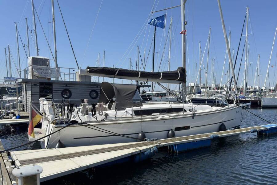 Dufour 350 GL Salt
