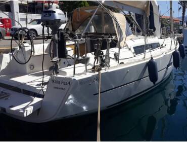 Dufour 350 Grand Large • White Pearl